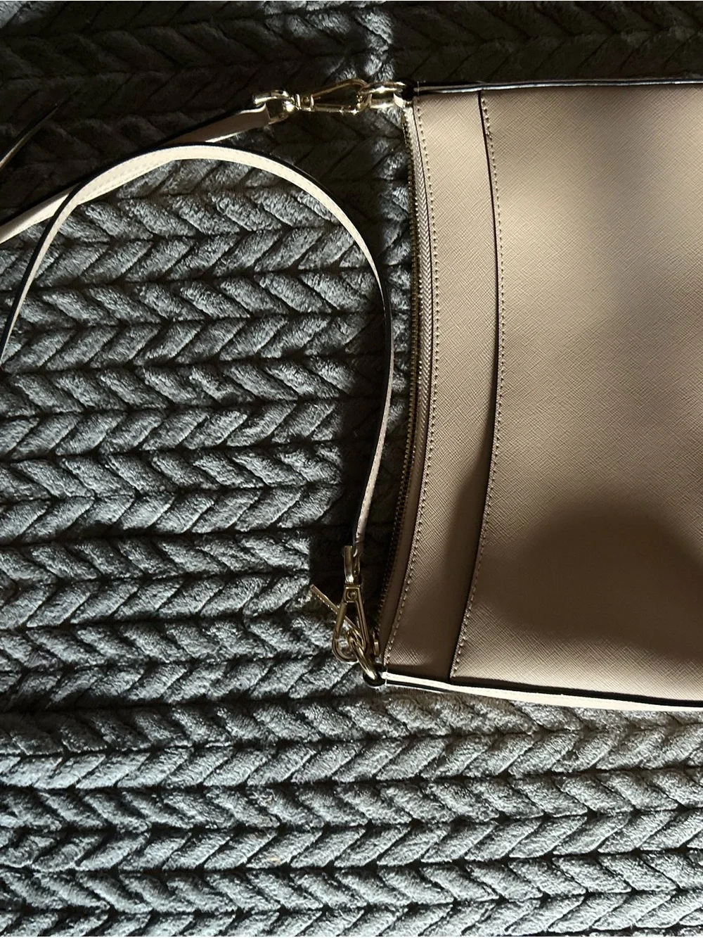 Michael Kors Light Cream Crossbody with Gold Hardware